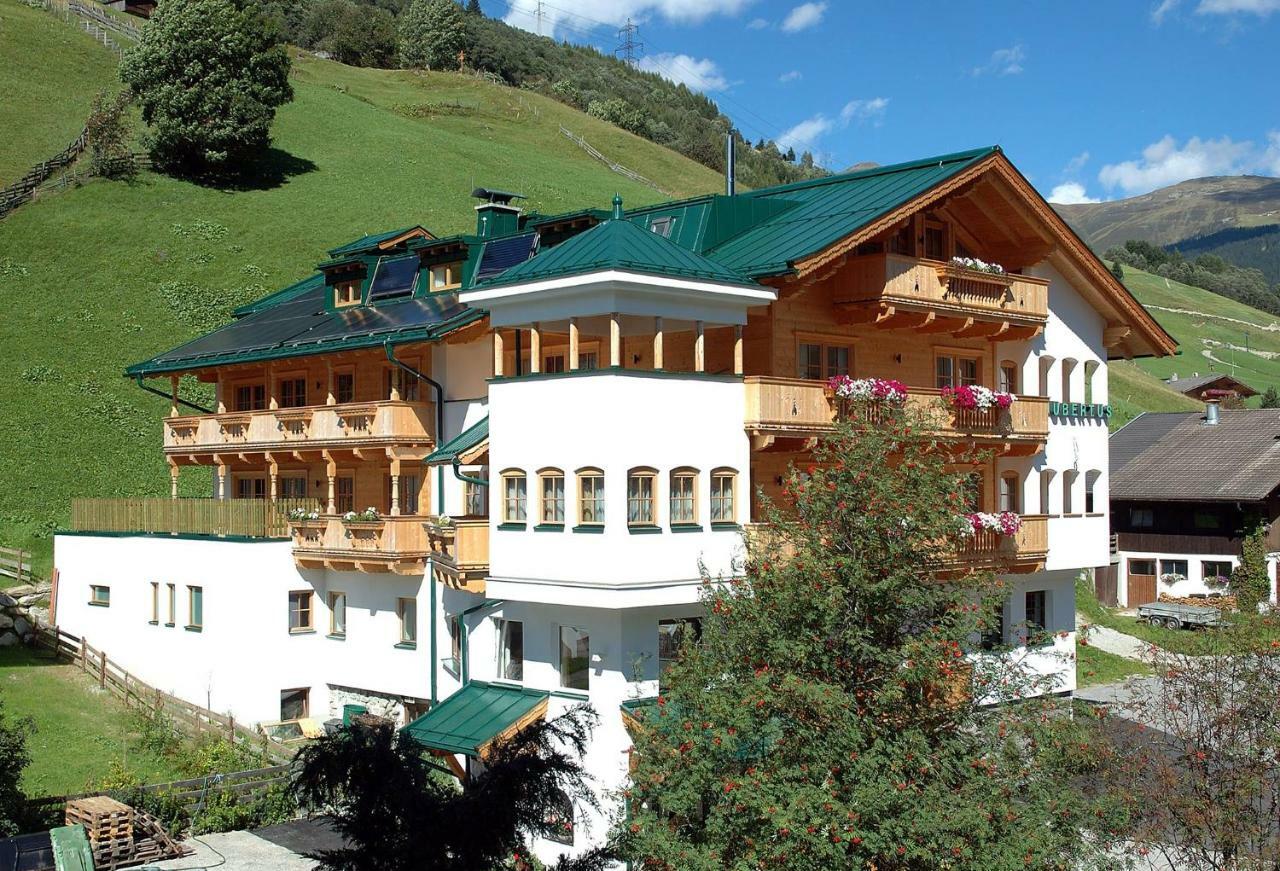 Hubertushof Ferienwohnungen Gerlos Exterior photo